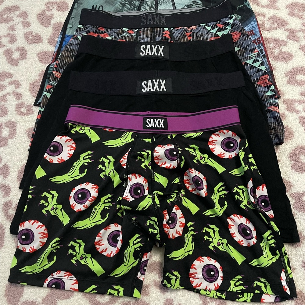 Saxx Mens Briefs 5 pairs size S